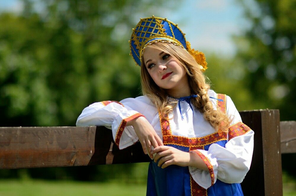 Photo Slavic girls in Kerbela