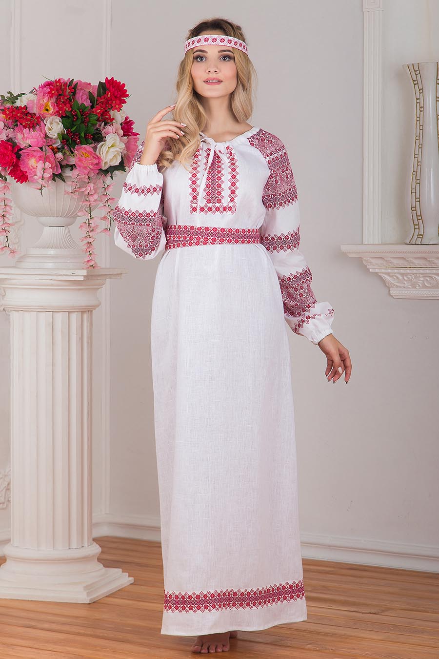 Women in Slavic costumes in Kerbela